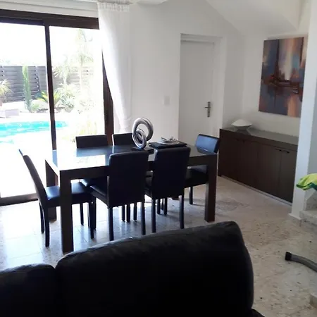 2 Bedroom With Private Pool In Peaceful Residential Area Vilă