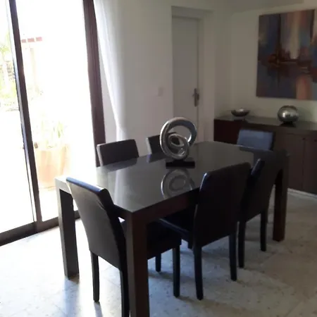 2 Bedroom With Private Pool In Peaceful Residential Area Villa *