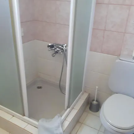 2 Bedroom With Private Pool In Peaceful Residential Area * Pissouri