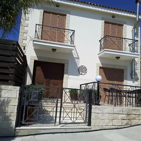 2 Bedroom With Private Pool In Peaceful Residential Area